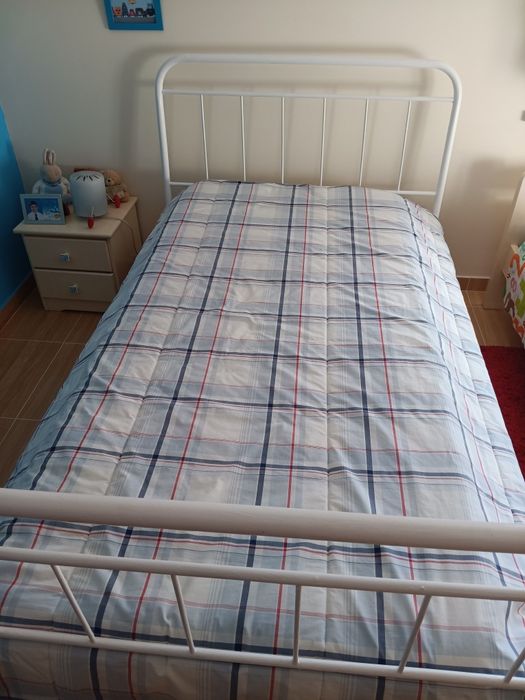 Cama ferro branca