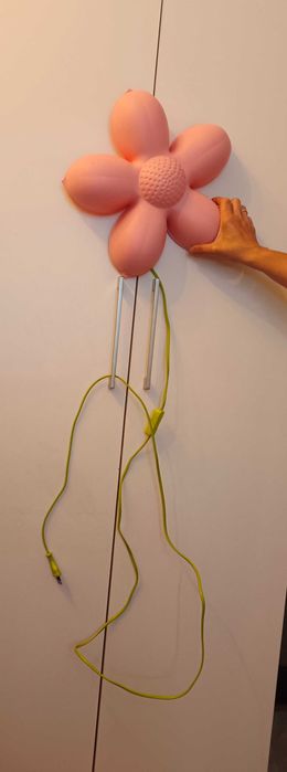 Lampka Ikea do pokoju dziecięcego