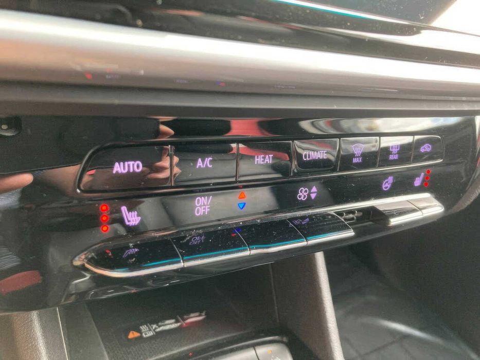 Chevrolet Bolt EV      2021