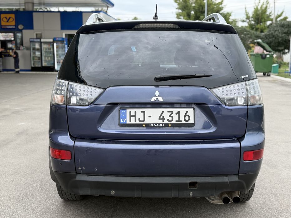 Mitsubishi Outlander XL 2.2 дизель 4x4 продам или обмен
