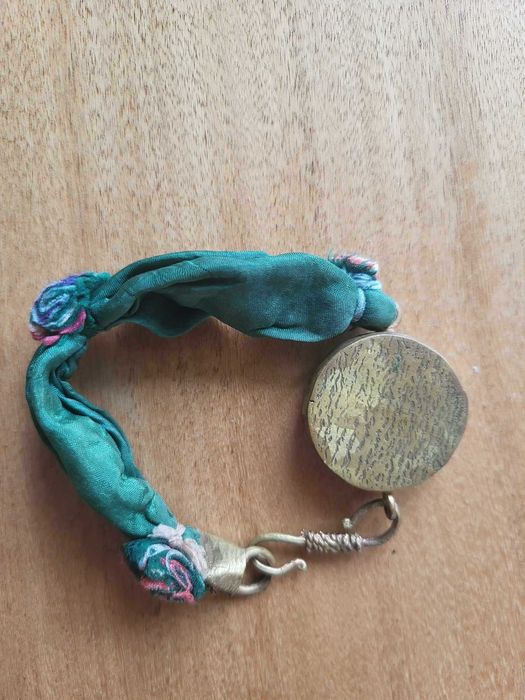 Pulseira Tecido com Pedra