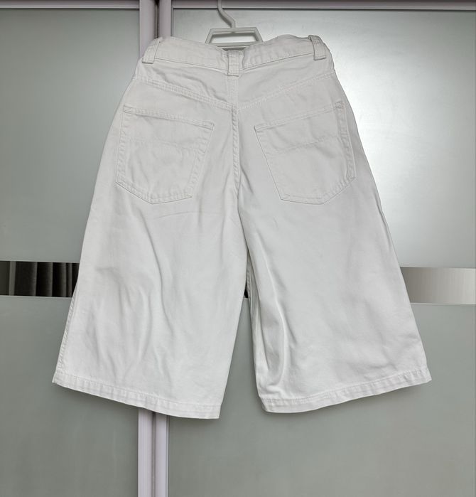 Шорти бермуди Bershka