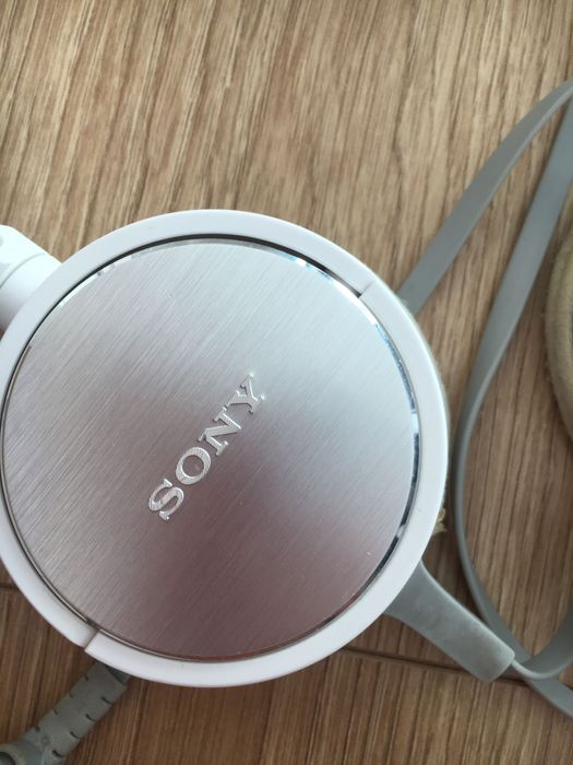 Słuchawki Sony przewodowe
