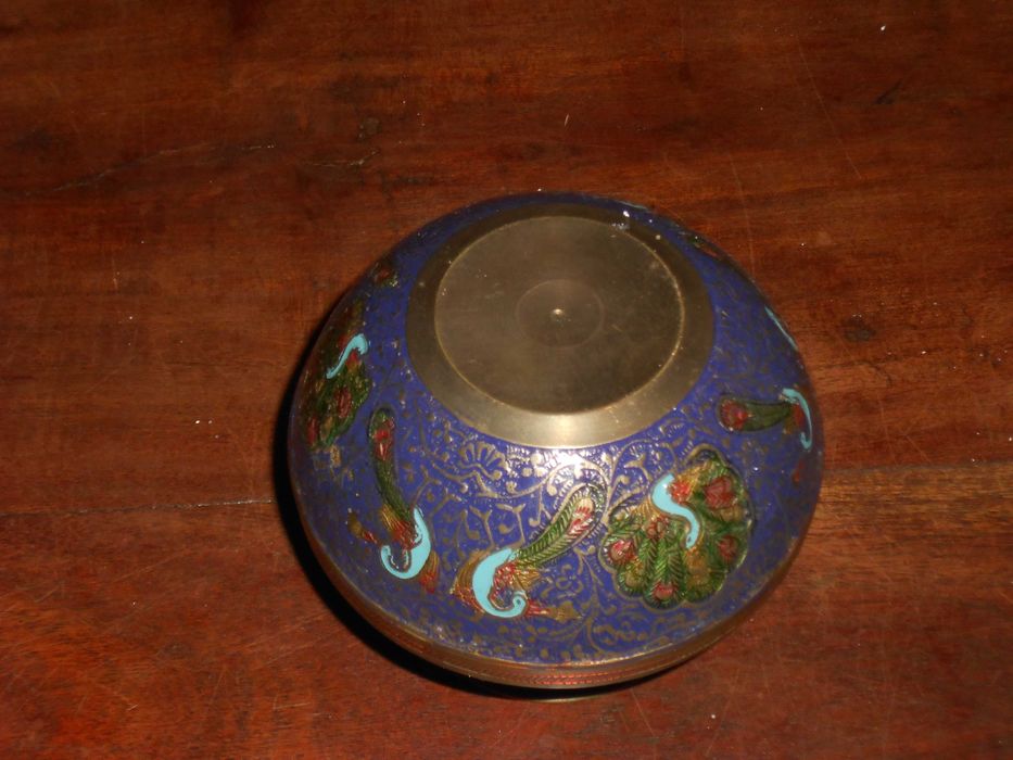 Pote antigo latao trabalhado e taça metal vintage Cuca