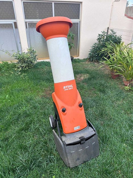 Triturador / Compositor STIHL - Como NOVO