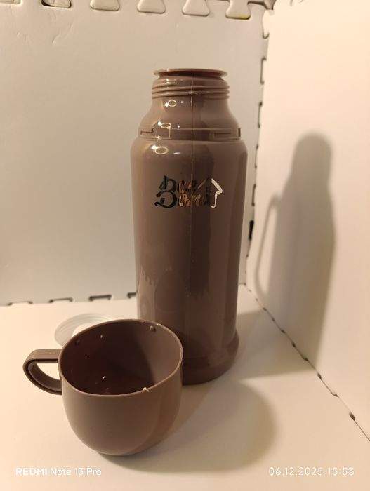 Термос для напоїв та їжі