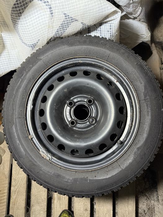 Продам шини резина з штамповками Lassa 175 65 r14