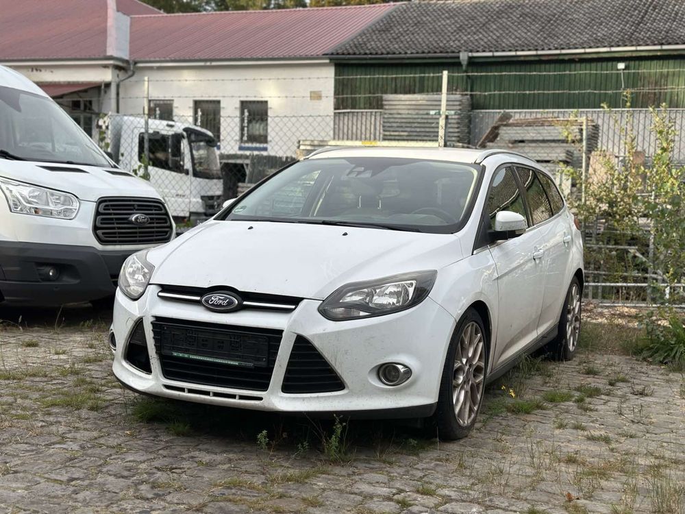 Авторозборка Форд Фокус 3 Шрот Ford Focus 3 Запчасти Мотор Mk3 Двери ...