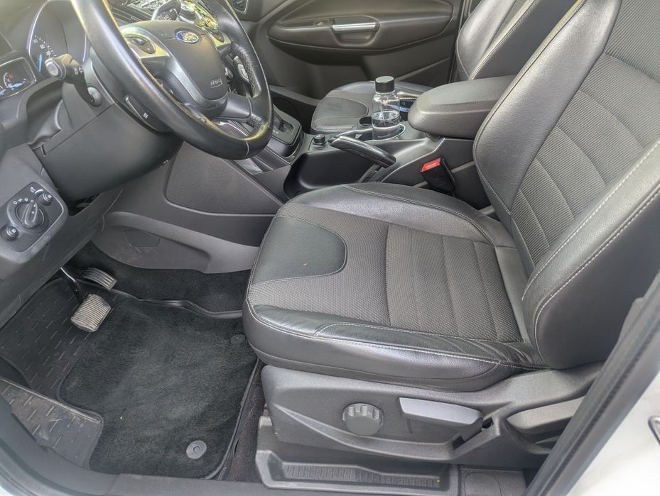 Kuga 2 titanium  дизель 7л/100км повний привід