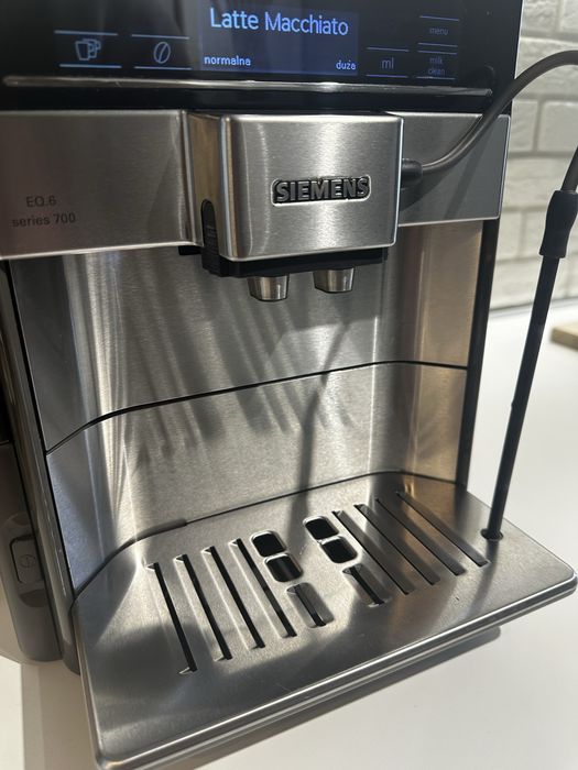 Siemens EQ6 serii 700 ekspres do kawy