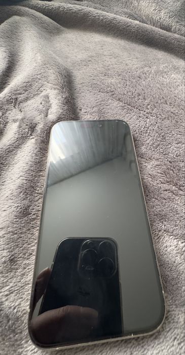 Продам iphone 15 Pro 256gb