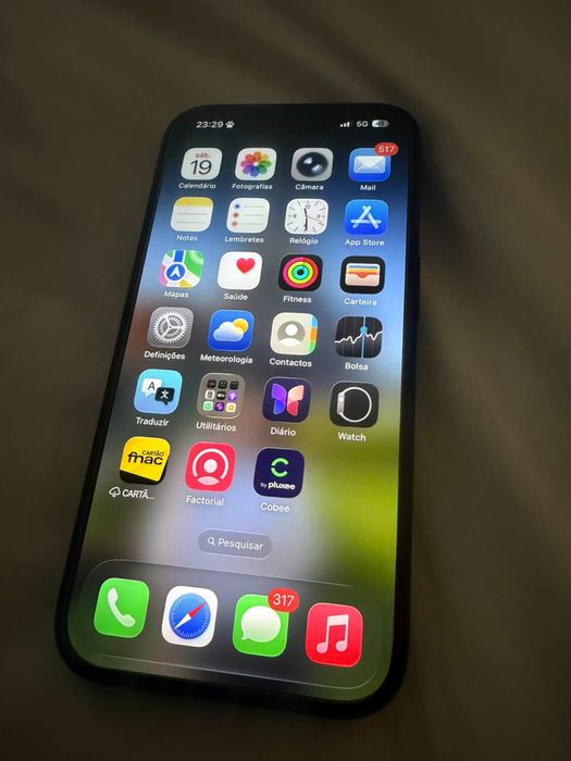 Iphone 16 preto como novo
