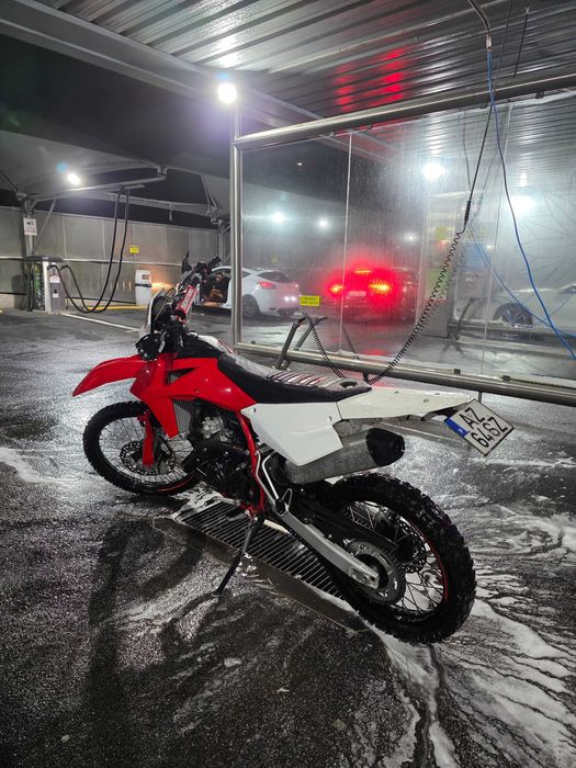 Swm rs 125 11kw em bom estado