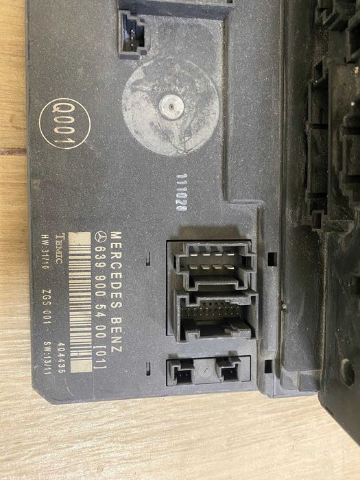 Блок комфорту SAM 6399005400 + блок запобіжників 6395450801  Vito W639