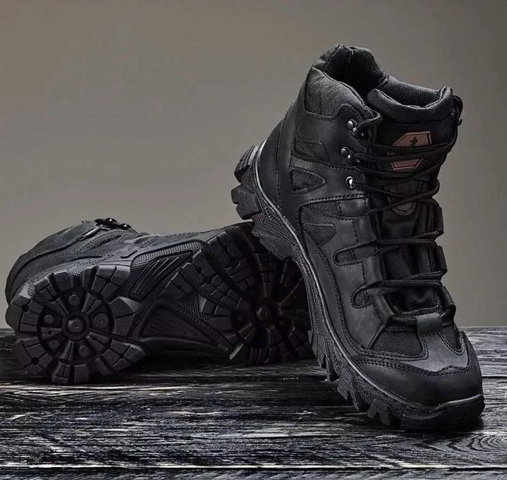 Армейские демисезонные ботинки кожаные олива военные берцы тактические