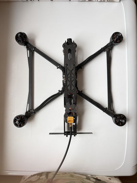 Продам FPV дрон 8
