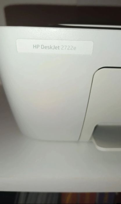 Impressora HP DeskJet 2722e