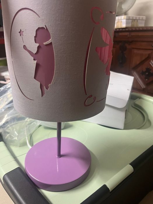 Candeiro lindo de mesa de cabeceira