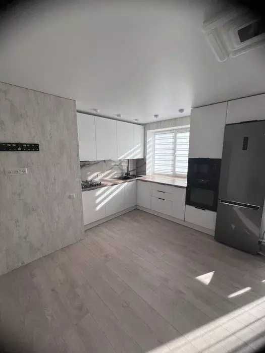 Продам 3-комнатную квартиру Славянск