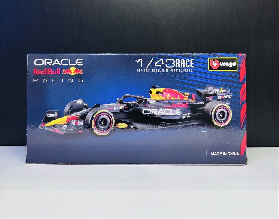 Miniatura F1 1:43 Ferrari SF-24 2 modelos diferentes+RedBull RB19