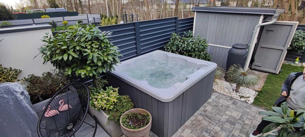 Wanna ogrodowa Spa 210x210 6-cio osobowa