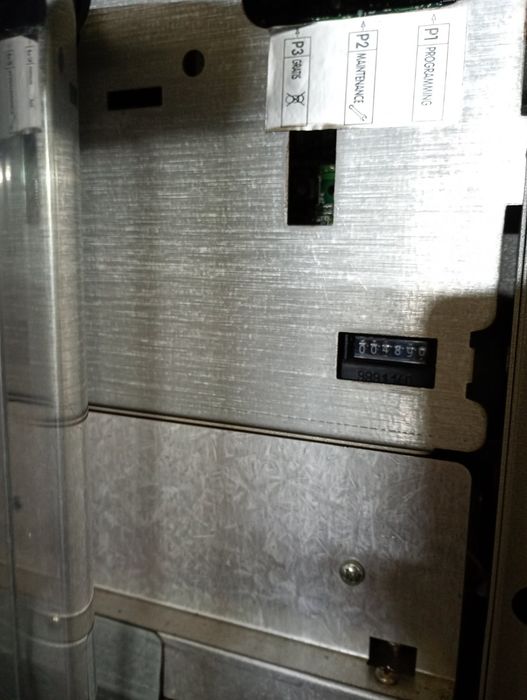 Продам або обміняю  кофемат кавовий апарат Saeco Quarzo 500