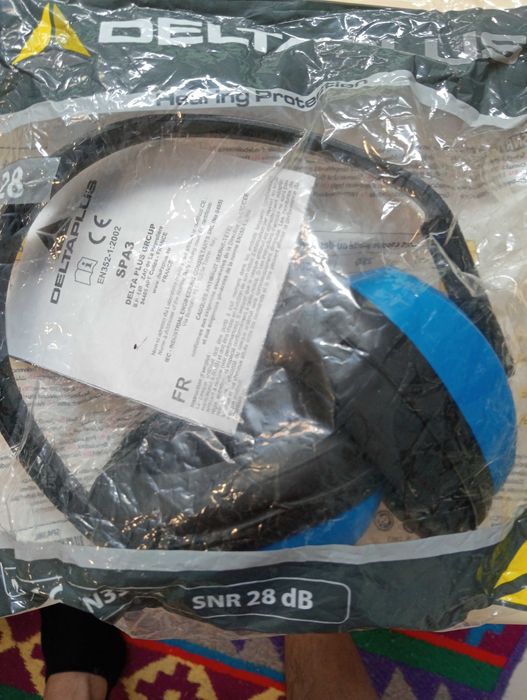 Phones de trabalho anti som