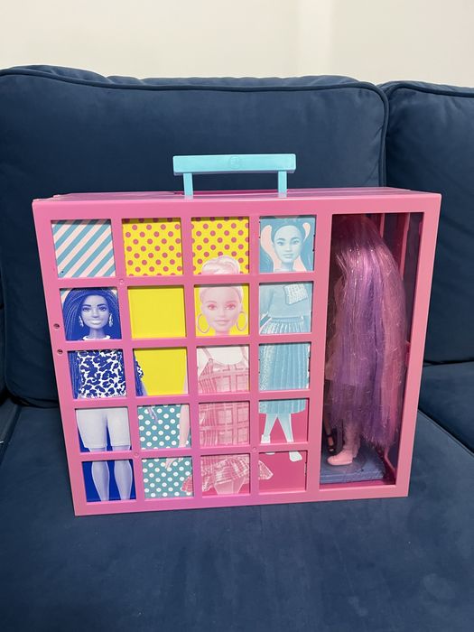Szafa marzeń Lalka Barbie + Barbie extra + piesek