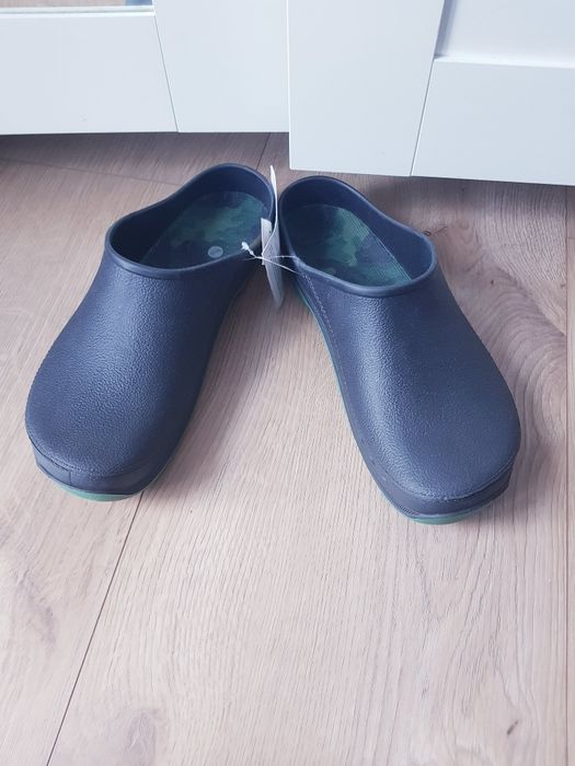 Nowe klapki ogrodowe typu Crocsy marki Cleve rozmiar 45/46.