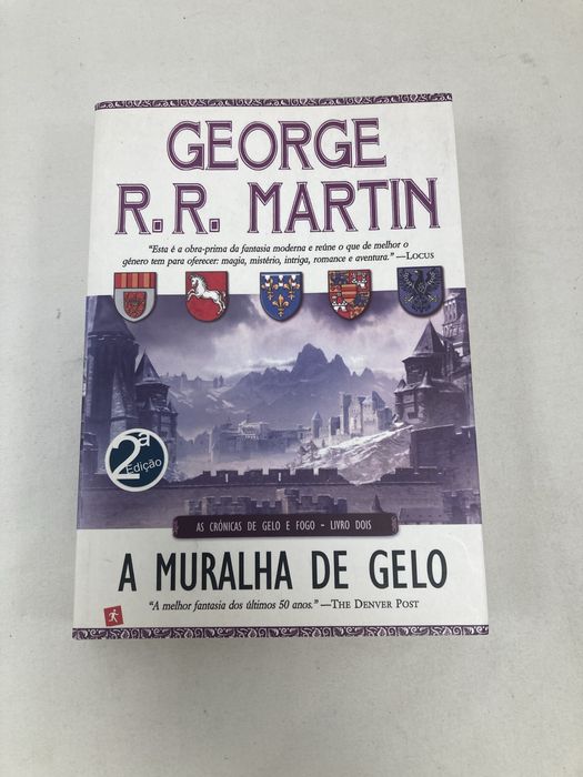 Livro A Muralha de Gelo de George R. R. Martin