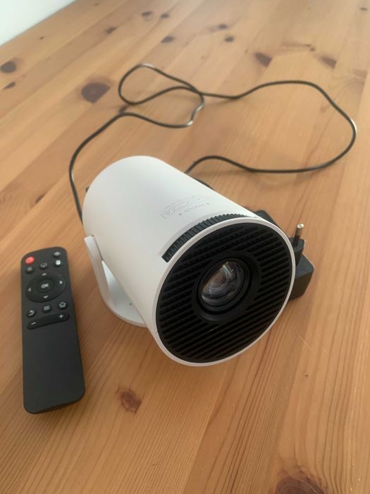 Projetor HD / cinema caseiro