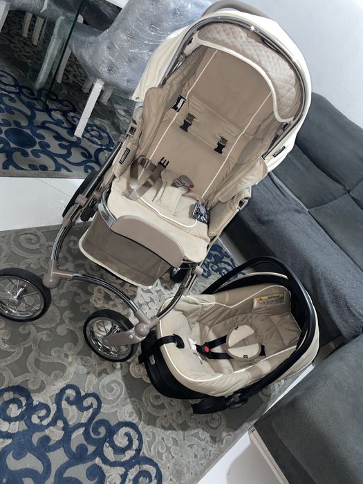 Carrinho de bebe como novo em boas condicoes para desocupar alguma duv