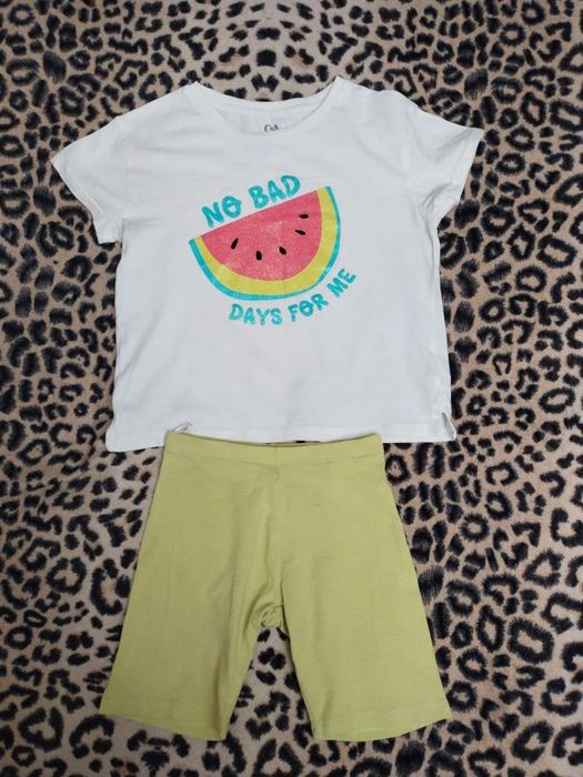 Костюм шорти і футболка для дівчинки