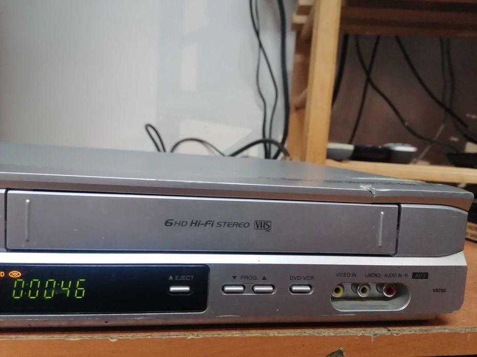 Magnetowid VHS LG V9700 Combo pilot