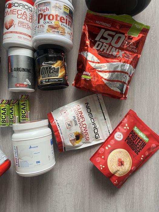 Спортивне харчування та добавки: протеїн, BCAA, передтрен, вітаміни