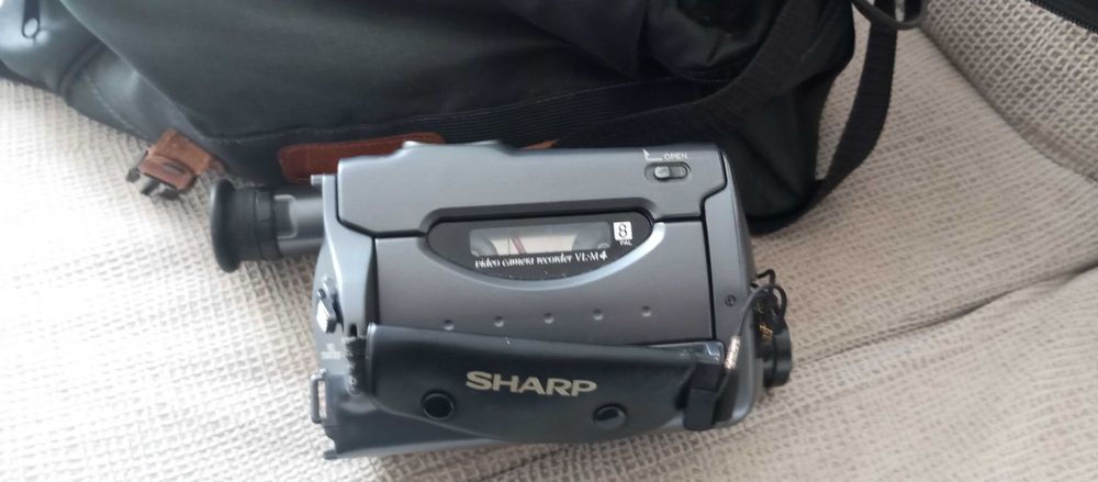 Sharp Video Camera64584622717953120