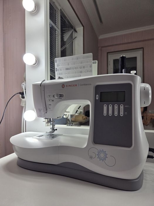Швейная компьютеризированная машинка Singer Confidence 7640