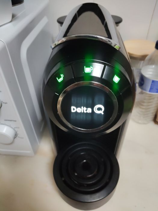 Máquina cafe delta q