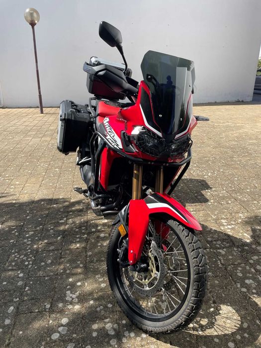 Honda Africa Twin CRF1000L 2018 | 27.000 km | Único Dono | Full Extras