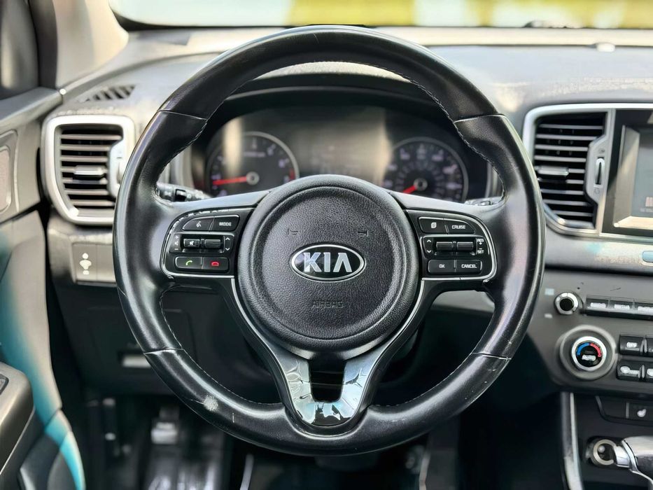 Kia Sportage EX      2017
