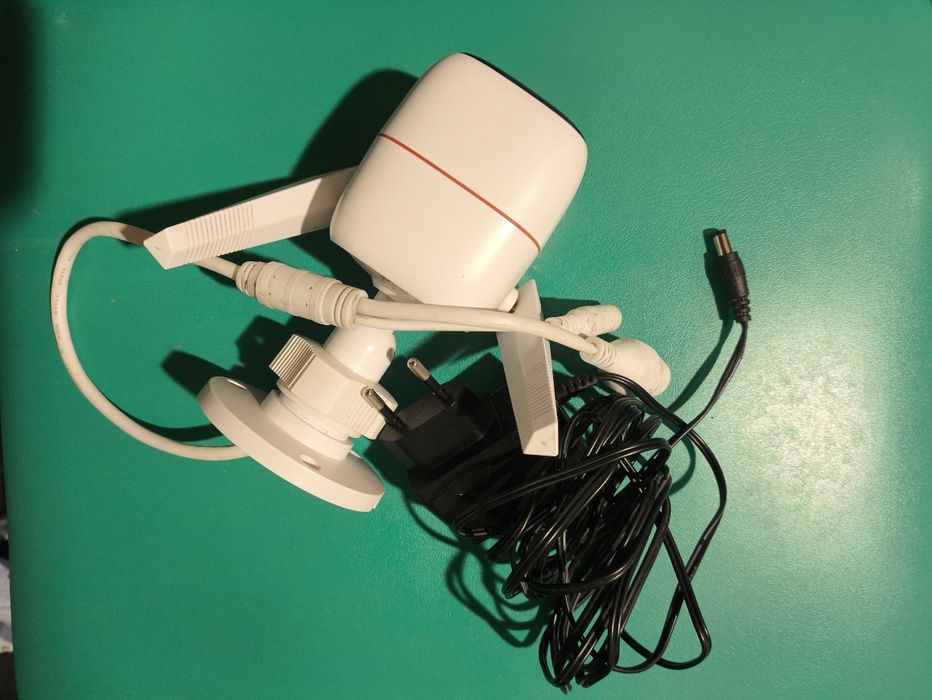 Przesyłka do paczkomatu na mój koszt Kamera wifi tapo c320ws używana