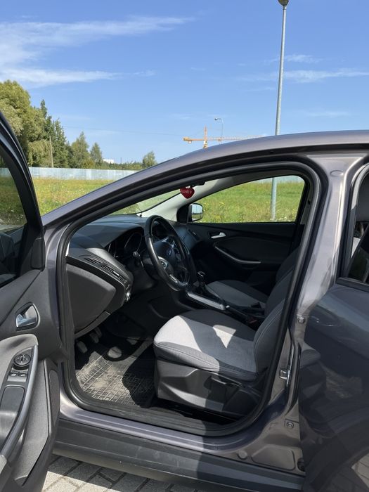 Продам Ford focus 1.0 MT(lll покоління)