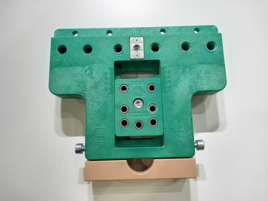 Шаблон дверної петлі PS27 ROTO для ПВХ дверей