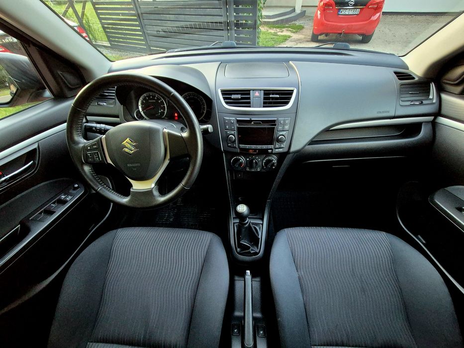 Suzuki Swift 4X4 ‼️ Benzyna Klima Hak Mały Przebieg !!!