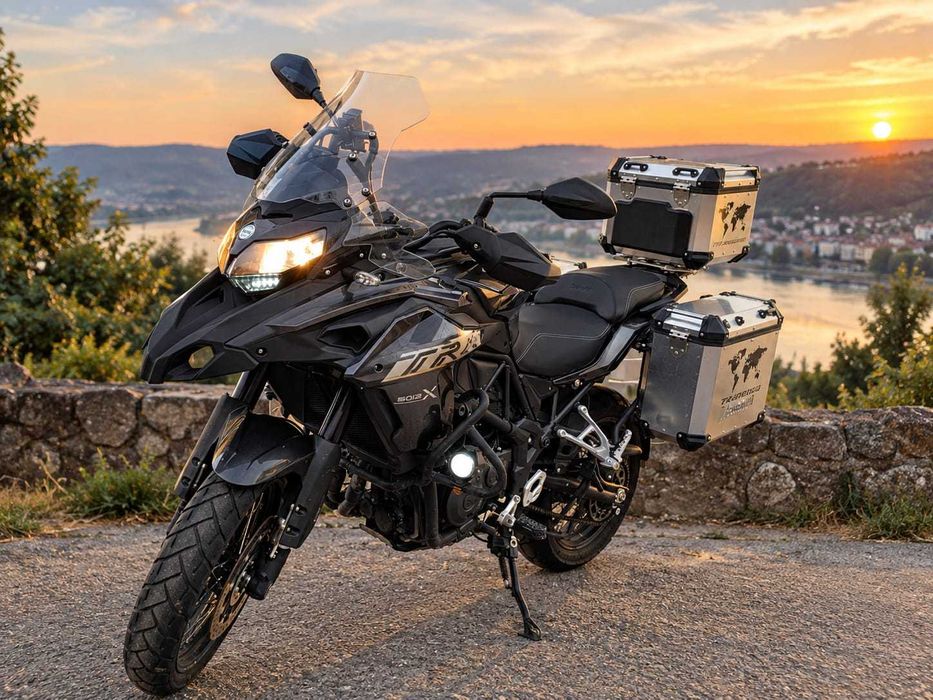 Benelli TRK 502X | 2023 | 9.000 km | Malas de alumínio