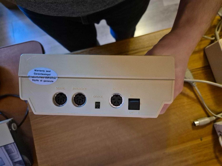 Commodore 64 z akcesoriami