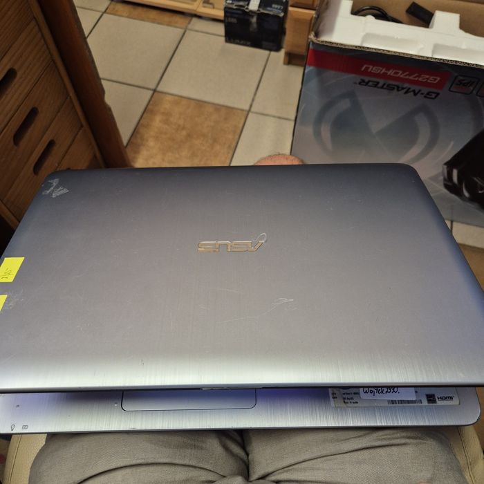 Laptop asus X541u uszkodzona klawiatura