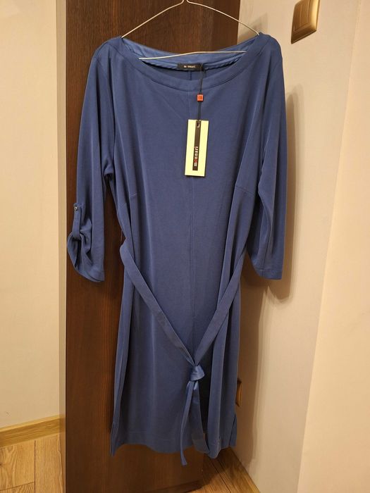 Sukienka niebieska MONNARI