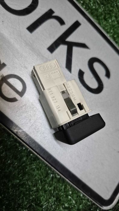 Botao Interruptor ESP Controlo de Estabilidade Audi A4 B6 8E e A4 B7 8E 2000 a 2008