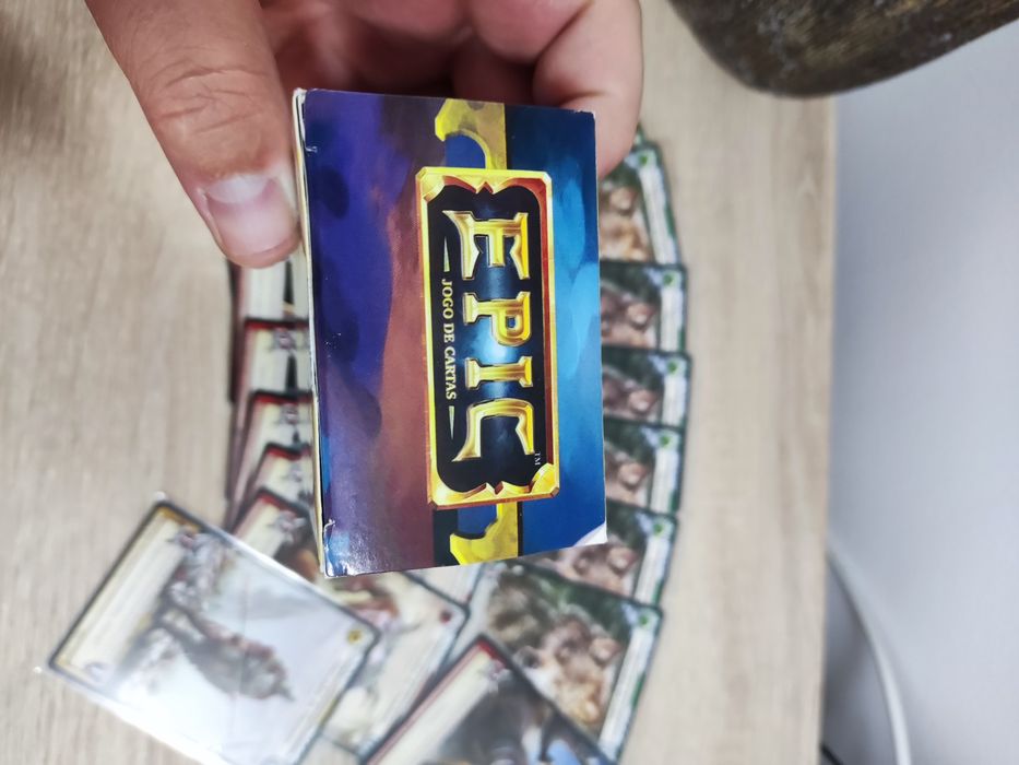Baralho novo e completo epic